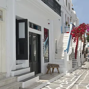 Πανσιόν καρμπόνη, Mykonos Town